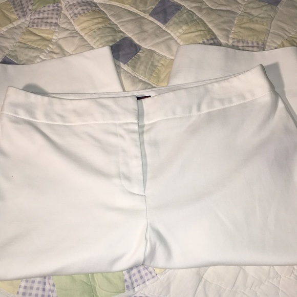 Rafaella curvy shorts - Picture 3 of 5